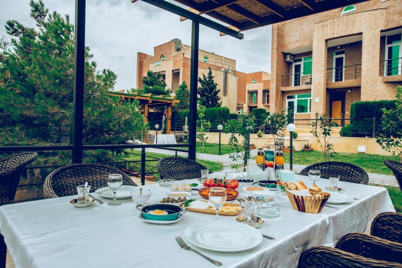 Panorama Villa Lux Hotel Baku Exteriör bild