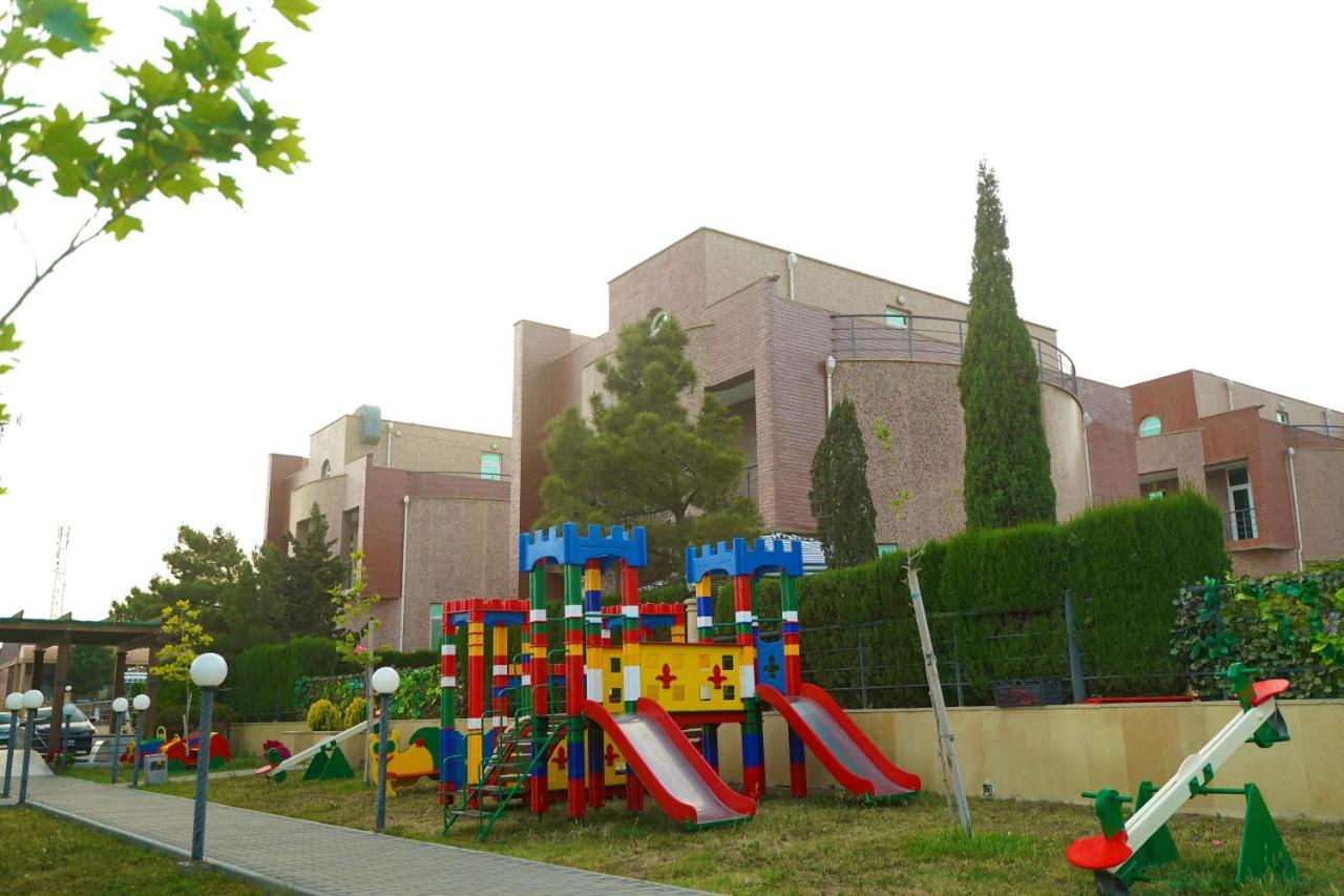 Panorama Villa Lux Hotel Baku Exteriör bild
