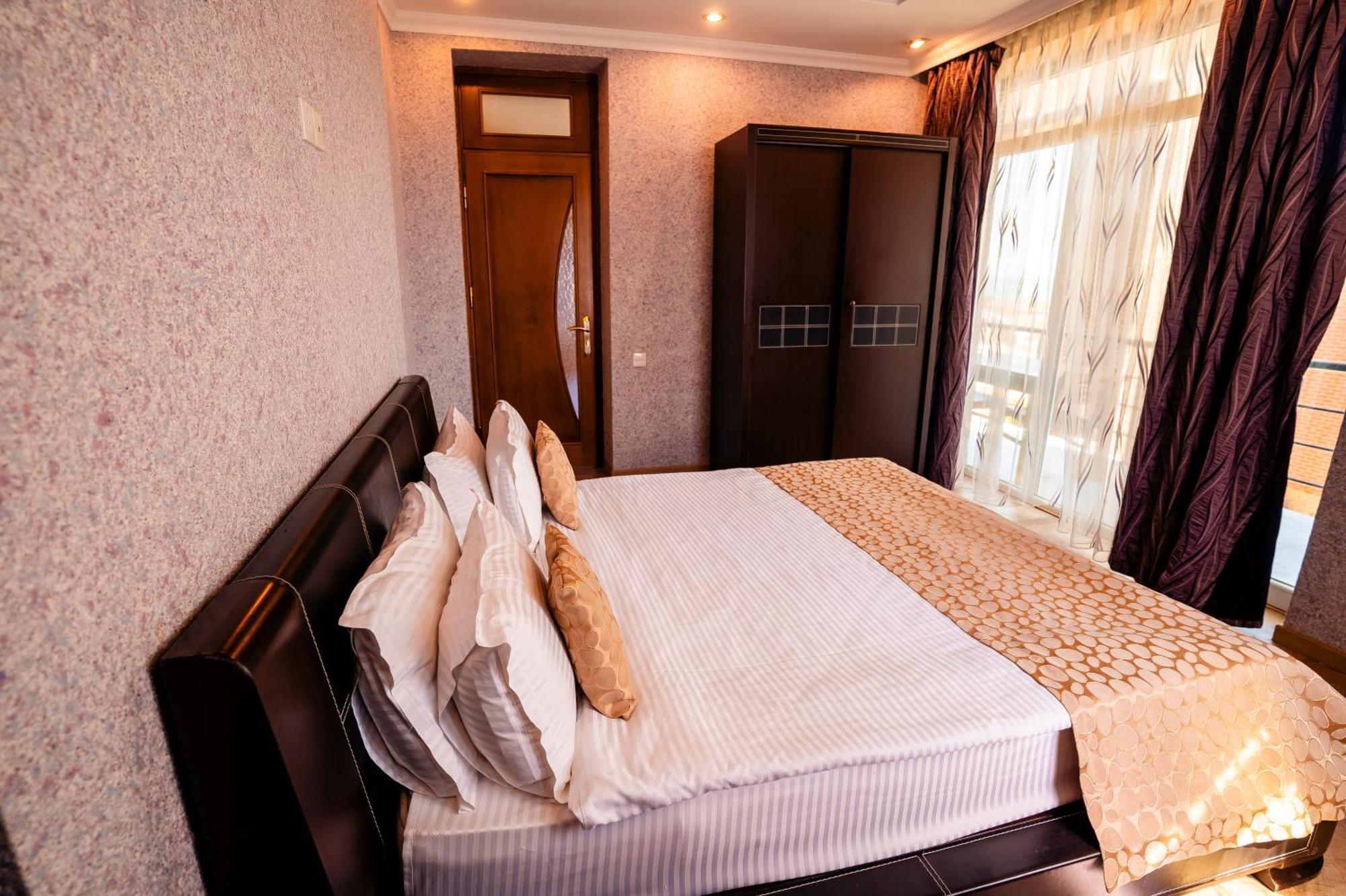 Panorama Villa Lux Hotel Baku Exteriör bild